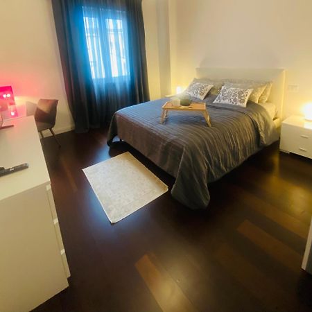 Central Apartment And Parking Βερόνα Εξωτερικό φωτογραφία